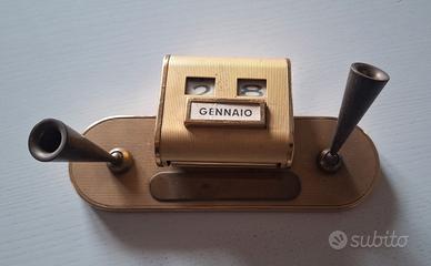 Calendario Perpetuo Vintage con Portapenne