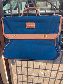 Borsa. Carrella