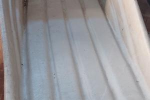 Barca fondo piatto,con motore