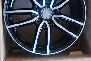 4 cerchi Nuovi 19 Mercedes classe E Gla Glb Glc ML