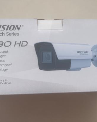 Telecamera Sorveglianza Hikvision