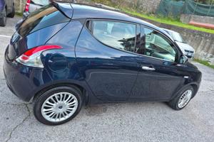 Lancia Ypsilon 1.2 69 CV 5 porte GPL Ecochic Silve