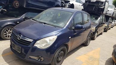 Opel Agila  1.0cc benzinal anno 2008 X ricambi