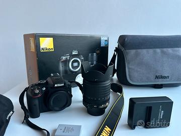Nikon D5300 con Nikkor AF-S DX 18-105 mm 4963 SCAT