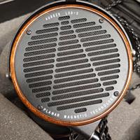 AUDEZE LCD-2 rosewood