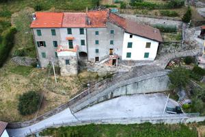 CASA SEMINDIPENDENTE A SAN MARCELLO PITEGLIO