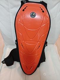 paraschiena moto