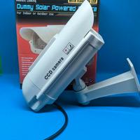 Telecamera FINTA sorveglianza solare LED intermitt