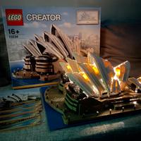Lego Sidney Opera House 10234