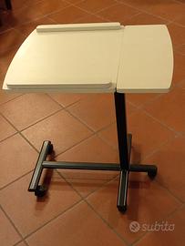 Tavolino legno con struttura in ferro 4 ruote