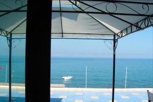 Appartamenti a picco sul mare a San Saba-Messina