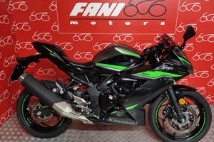 KAWASAKI Ninja 125 -