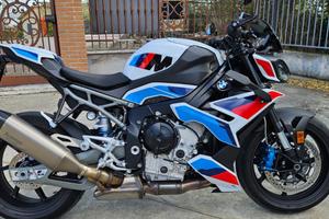 Moto BMW M 1000 R