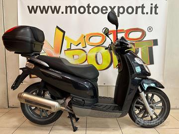 Piaggio Carnaby 200