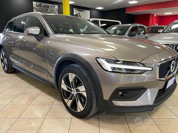 VOLVO V60 Cross Country D4 AWD Geartronic *led/t