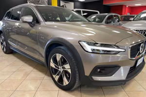 VOLVO V60 Cross Country D4 AWD Geartronic *led/t