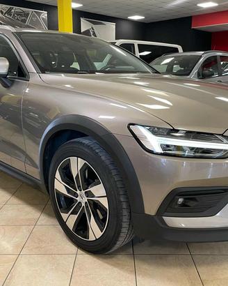 VOLVO V60 Cross Country D4 AWD Geartronic *led/t
