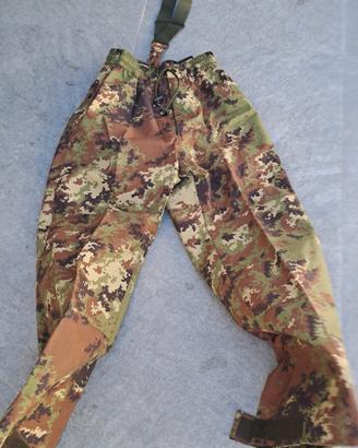 pantalone impermeabile vegetato  tg 48 nuovo 