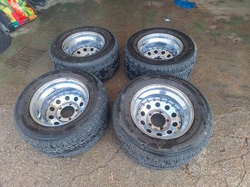 gomme e cerchi suzuki