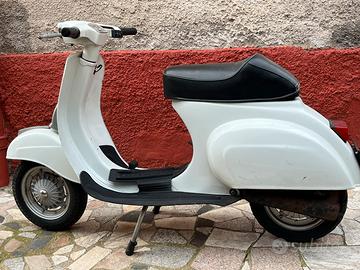 PERMUTO VESPA 50 del 1971 in buono stato Moto e Scooter In