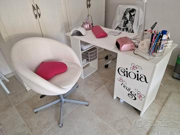 Tavolo manicure