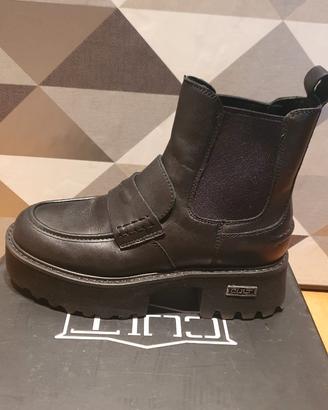 Scarpa marca CULT n.38