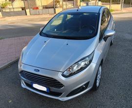 FORD Fiesta 6ª serie - 2014