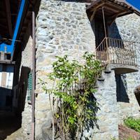 Rustico panoramico da ristrutturare