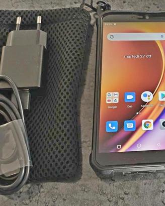 Oukitel WP5 smartphone cornice nera o rossa 