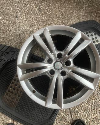 Cerchi alfa 17 pollici interasse 5x110