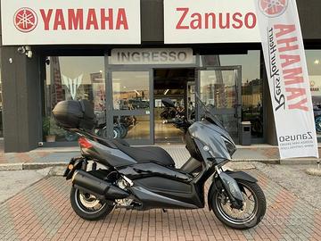 Yamaha X-Max 300 TECH