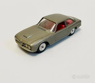 Alfa Romeo 2600 (Solido)