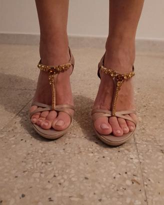 Sandali eleganti 