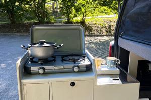 Camperizzazione VW T5 moduli su misura