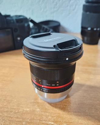Samyang 12mm f/2.0 NCS CS per fuji 