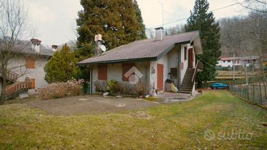 CASA INDIPENDENTE A ALTISSIMO