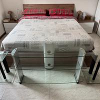 Movile porta Tv in vetro con colonne per casse