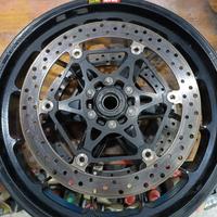 dischi freno Aprilia rsv4