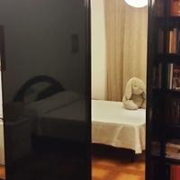 Camera da letto lucida nera