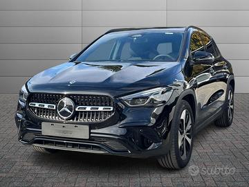 MERCEDES-BENZ GLA 200 d Automatic 4MATIC