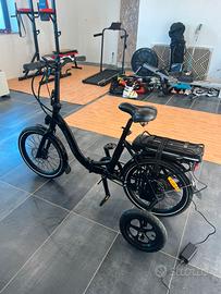 Bicicletta elettrica per adulti o bambini disabili