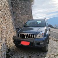 TOYOTA Land Cruiser - 2005