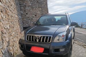 TOYOTA Land Cruiser - 2005