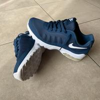 Nike air max invigor