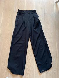 Pantaloni neri eleganti