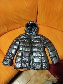 Giubbino grigio metallizzato con cappuccio bambina