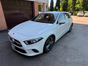 Mercedes A180 business 2018