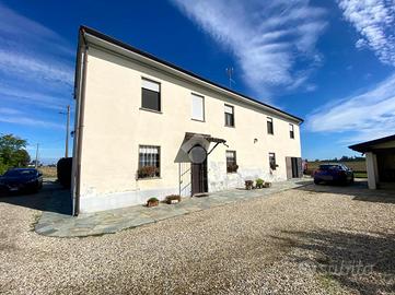 CASA INDIPENDENTE A SALE