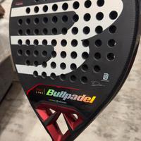 Bullpadel Vertex 04 Comfort
