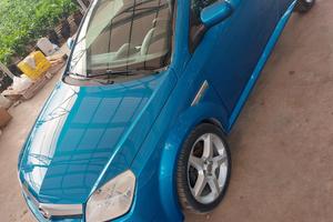opel tigra leggere la descrizione